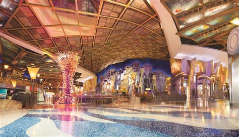 mohegan sun hotel deals|MOHEGAN SUN .